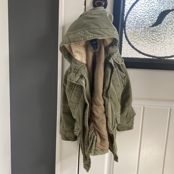 GAP cargo army/sherpa jacket 4T - Picture 4 of 14